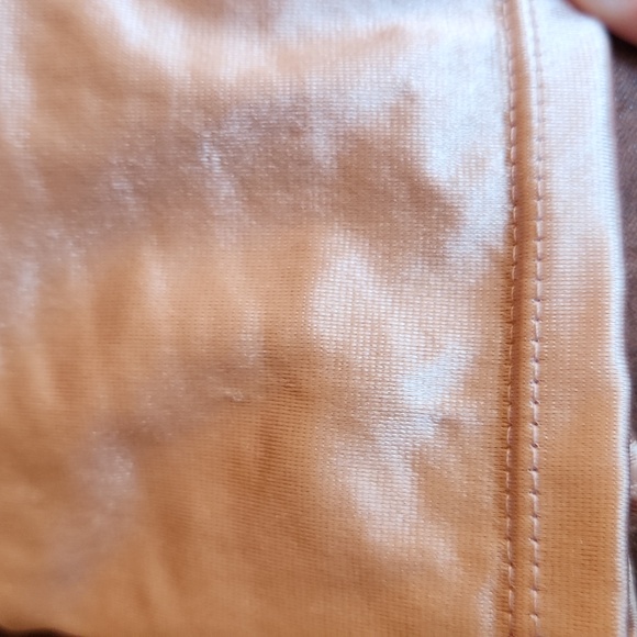 Silky metallic creamish/pink crop tank top with adjustable straps womans small - Picture 11 of 12